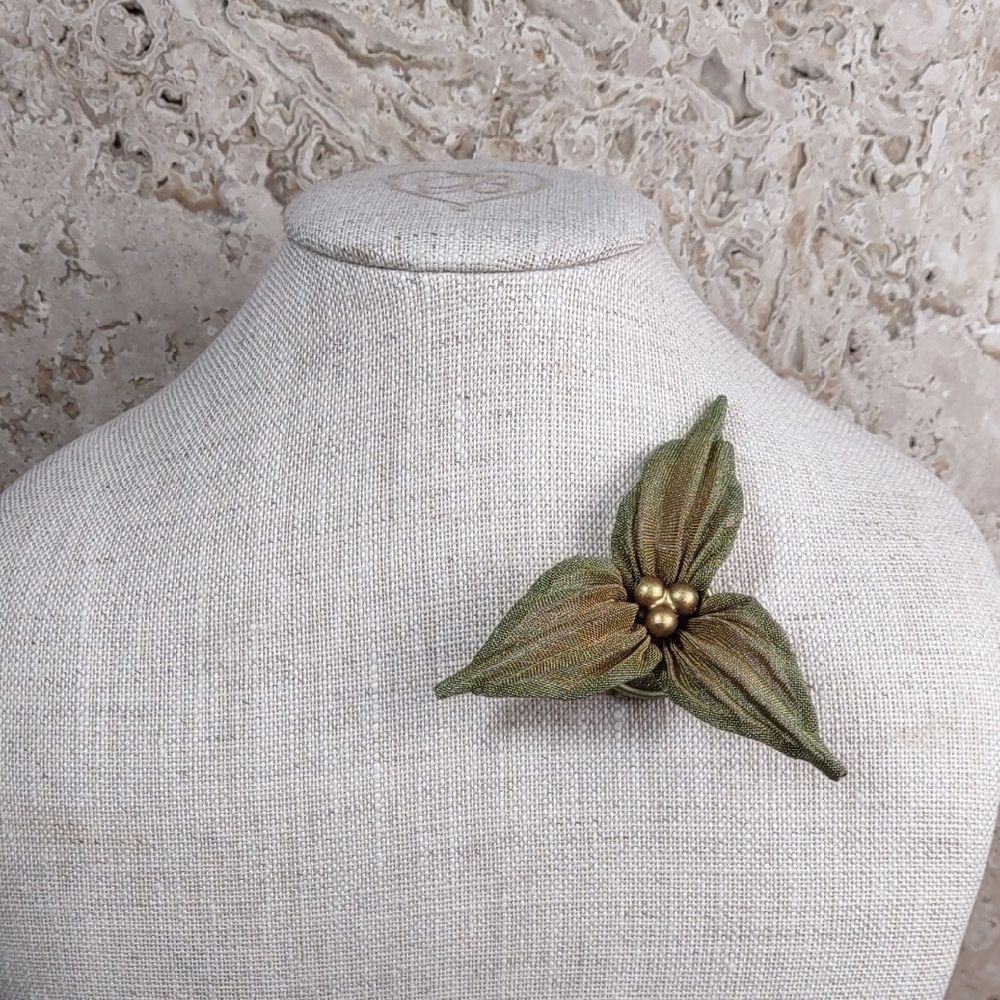 Sarah Cavender Metalworks Mesh Flower Brooch
